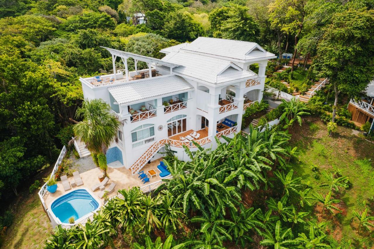 Blue Roatan Resort West Bay Exteriör bild